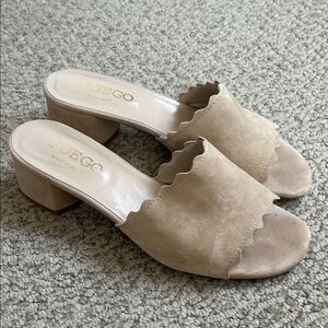 Made in Spain Tan Suede Scalloped Block Heel Slide Mules